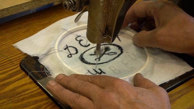 Вышивка гладью на швейной машине смотреть онлайн