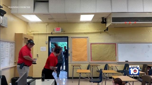 Police hold active shooter drill at Hialeah Senior High School смотреть онлайн