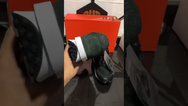nike waffle one смотреть онлайн