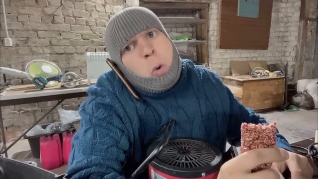 малой и недружелюбное электричество.mp4 смотреть онлайн