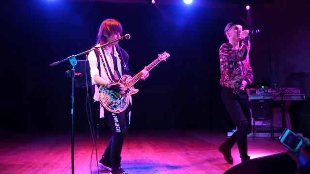 SANA - ANIME & K-POP Party