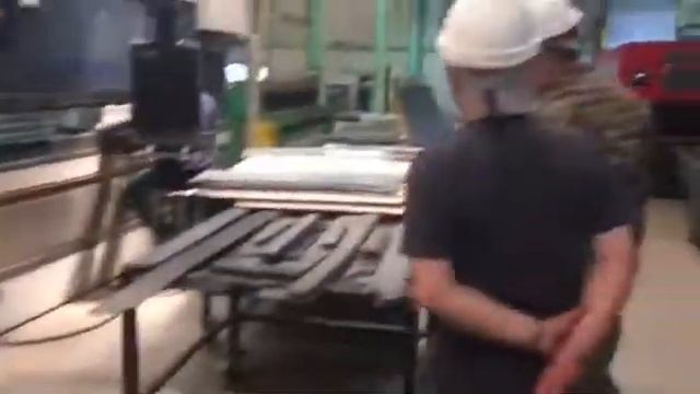 Кайдзен жүйесімен жұмыс істейтін зауыт, смотреть онлайн