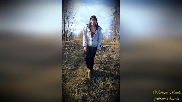 Wetlook Smile | Girl In Cold Water | Girl Bathing In Winter Clothes | In Klamotten Baden Gehen