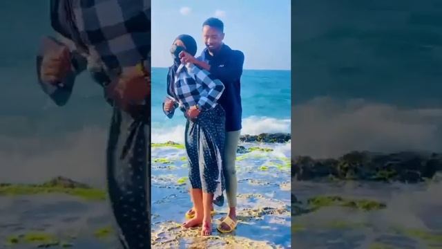 niiko iyo Bashaal xeebta liido daawo #somalimusic2020 #africantiktok #subscribe #niiko смотреть онлайн
