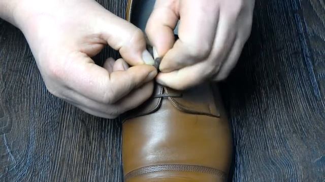 Вузол шнуровки взуття