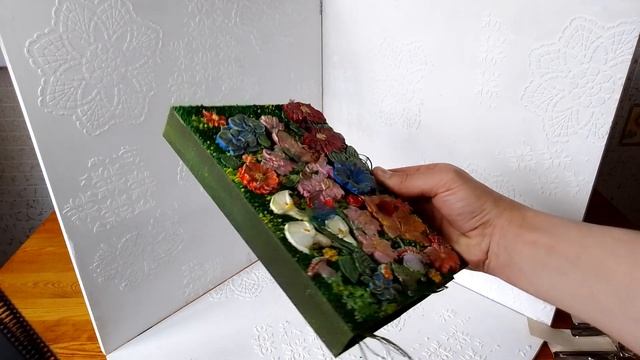 Блокнот в футляре Цветы смотреть онлайн