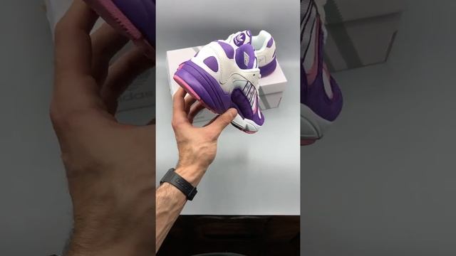 Adidas Yung 1 белые фиолетовые смотреть онлайн