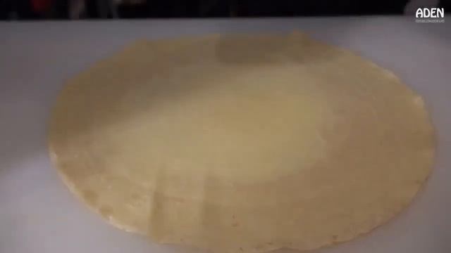 Çilek krep Japonya'da sokak yemekleri (HD) 😋😋😋 смотреть онлайн