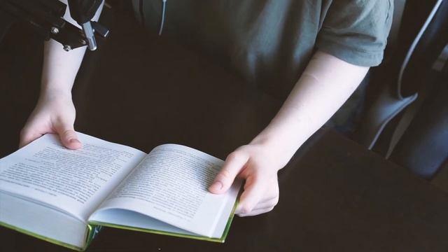 ASMR читаю вам книжку на ночь (1 часть) смотреть онлайн