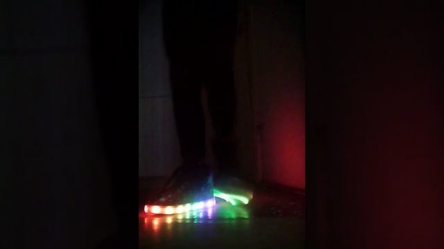 Новые кеды!!! смотреть онлайн