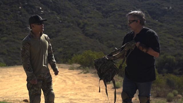 Sniper Stalking and Fieldcraft Gear Essentials with Navy SEAL Toshiro "Tosh" Carrington смотреть онлайн