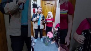 как Китайца учили петь русскую песню под баян ! Ойся ты ойся