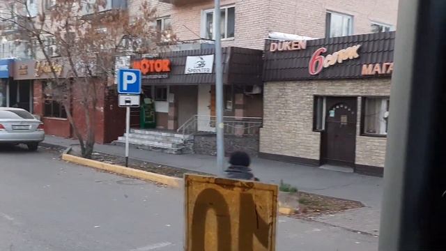 Иду по Арбату, зашла в обувной магазин, проезд по городу, купила сапоги смотреть онлайн