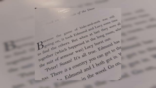 Bookshelf: Chapter 5, The Lion, the Witch and the Wardrobe смотреть онлайн
