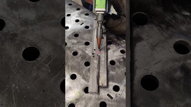 Лазерная Сварка алюминия 10 мм. Laser welding aluminum 10 mm. #laser #laserweldingmachine смотреть онлайн