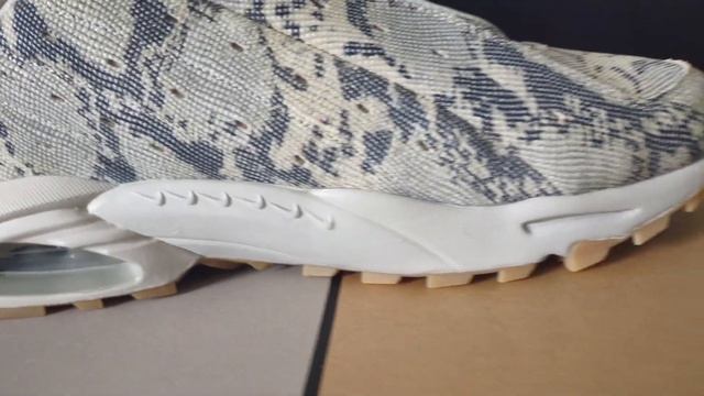 Nike Air Hot Step Air Terra Nocta unboxing смотреть онлайн