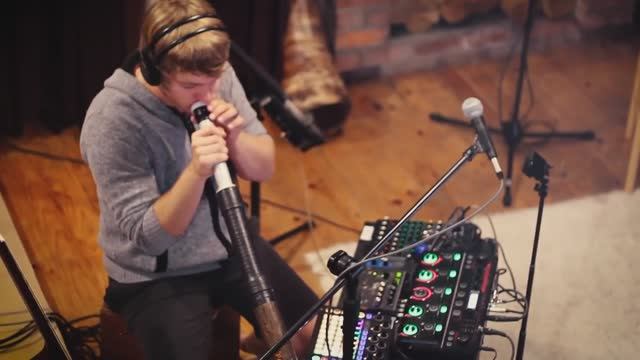 Reinhardt Buhr - Boss RC 505 Step by Step Live Looping Demo смотреть онлайн