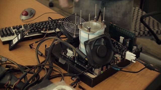 AMDiy Extended Look - Overclocking with Chew* смотреть онлайн