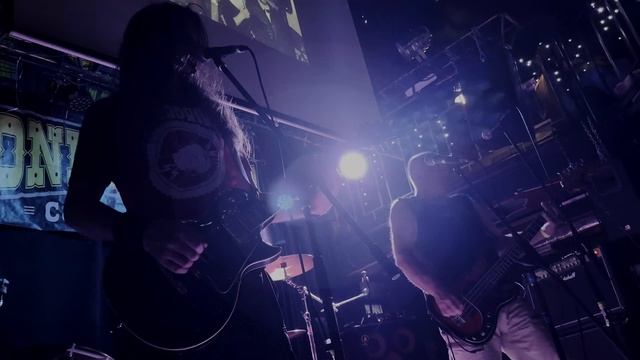 Водка и Калашников. Z-TRAKTORZ смотреть онлайн