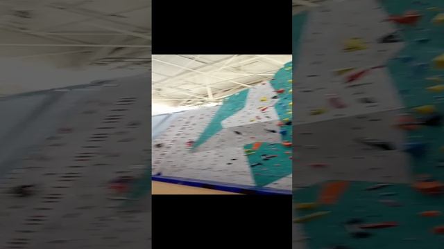 я на большом сколлдроме (он находится на дзёмгах где то) смотреть онлайн