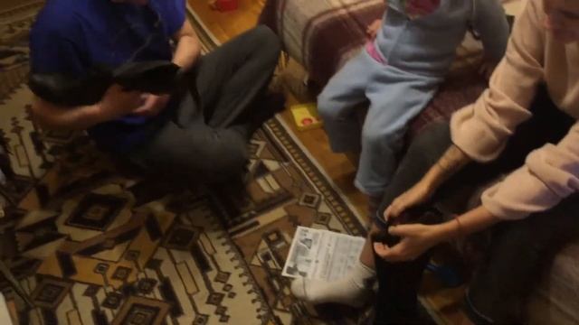 Веселинка в маминых сапогах.