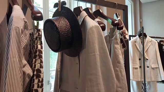 MaxMara l spring-summer 2022 l new collection смотреть онлайн