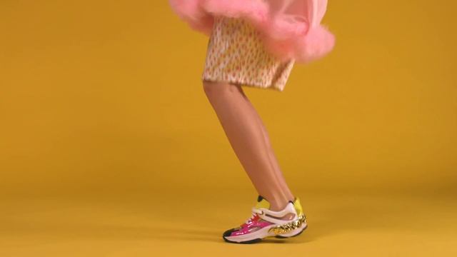 Casadei | Miss Casadei SS19 смотреть онлайн