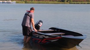 Обзор лодки Киммерия 420R в черном цвете