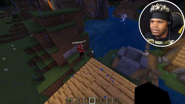 He *FREAKED* When he Saw HEROBRINE and NULL in Minecraft Pocket Edition! (Minecraft Trolling) смотреть онлайн