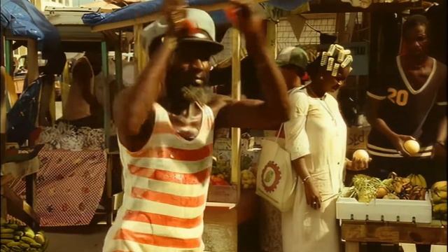 Fatboyslim - Ya Mama HD (neuro-upscale)