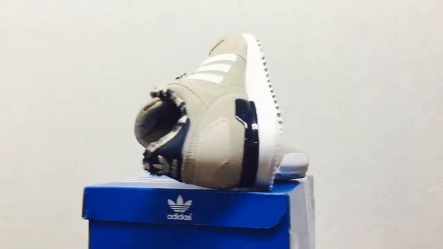 아디다스 ZX 700 W 더스트샌드 화이트 смотреть онлайн
