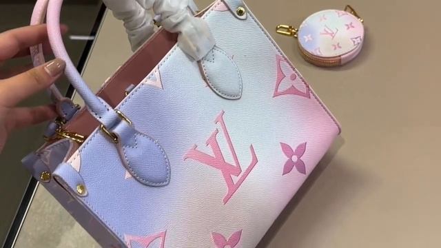 Сумка LV смотреть онлайн
