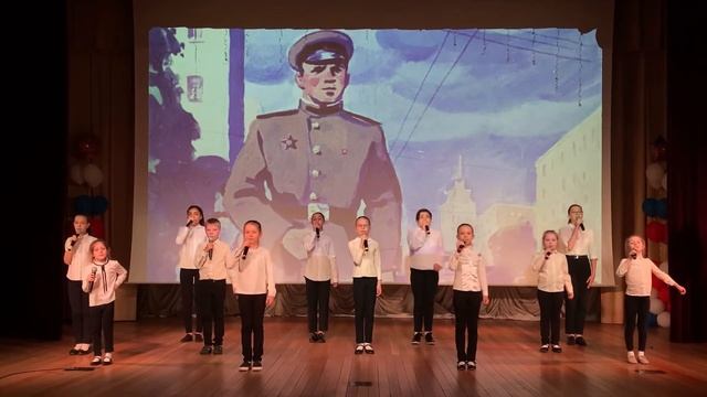 Вокальная студия “Идёт солдат по городу” смотреть онлайн