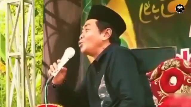 RUMAHMU SURGAMU.JANGAN SAMPAI RUMAHMU JADI NERAKAMU.KH ANWAR ZAHID смотреть онлайн