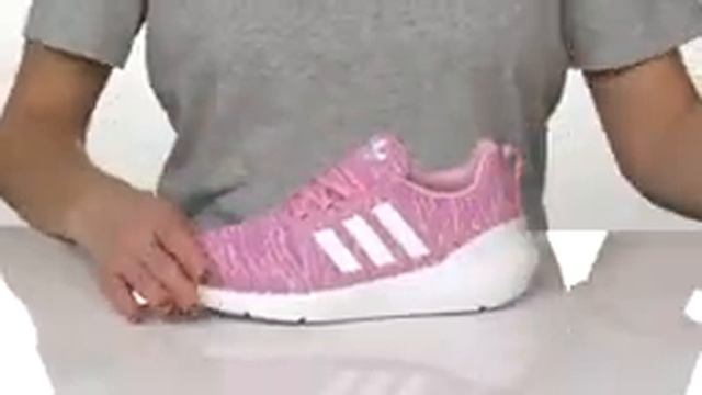 adidas Originals Kids Swift Run 22 (Little Kid) SKU: 9585491 смотреть онлайн