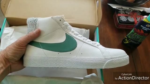 Nike SB Blazer mid premium unboxing and on foot. смотреть онлайн