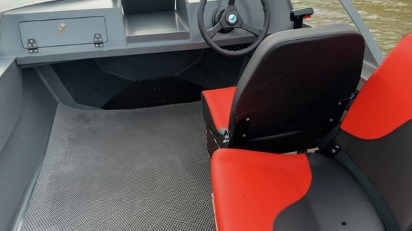 Обзор лодки Киммерия 400PRO-X