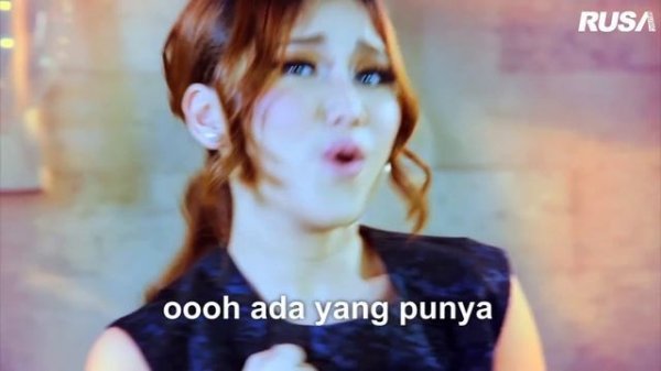 Ayu Ting Ting - Geboy Mujair [Official Music Video]
