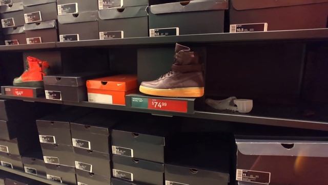 Nike Outlet Shopping in Orlando after Memorial Day Part 1 of 2 vids смотреть онлайн