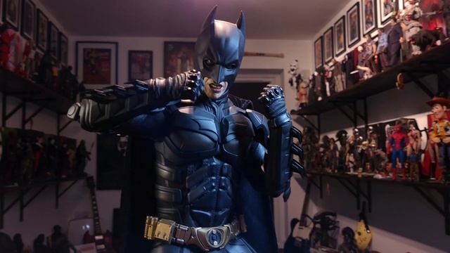 HOT TOYS QUARTER SCALE BATMAN FIGURE смотреть онлайн