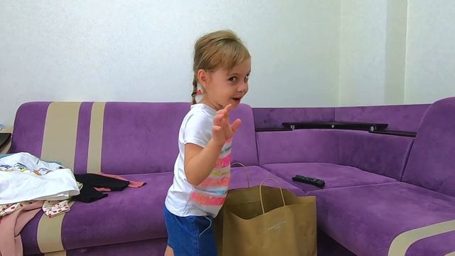 Влог. Милана едет на шоппинг. смотреть онлайн