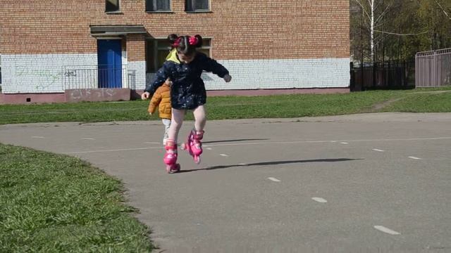дарина на роликах смотреть онлайн