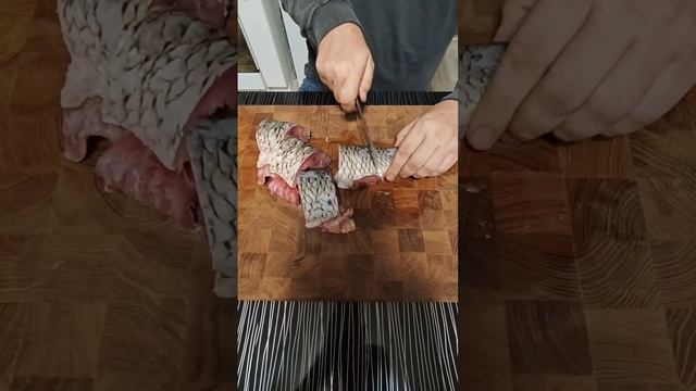 Режем сазана: Деба Masahiro vs Универсальный Owl Knife смотреть онлайн