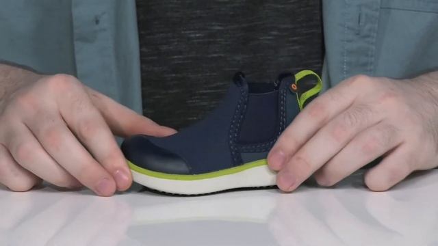 Bogs Kids Kicker Chelsea (Toddler/Little Kid) SKU: 9518412 смотреть онлайн