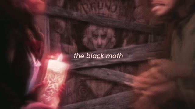 The Black Moth (music box) смотреть онлайн