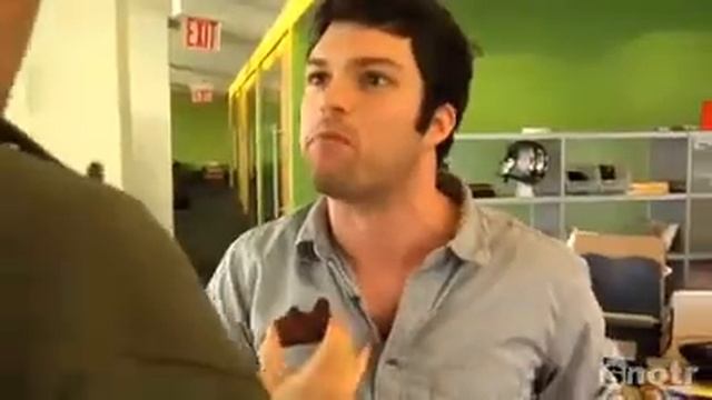 Hardly Working - Girlfriend (College Humor) смотреть онлайн