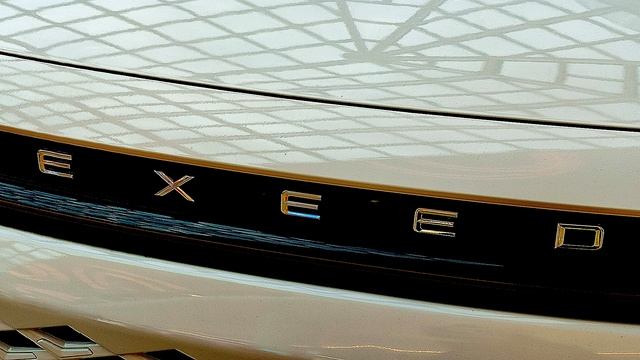 EXEED LX