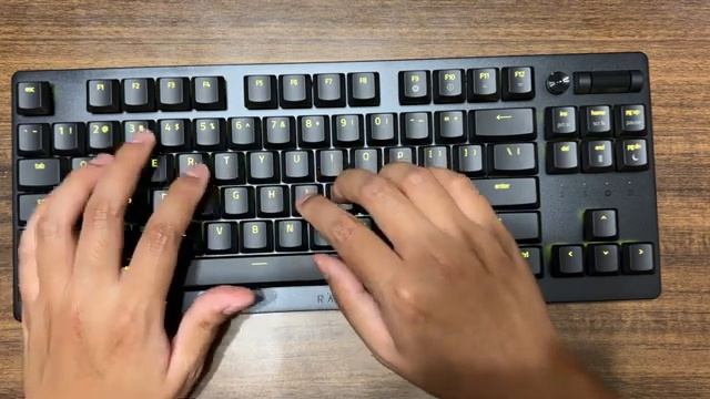Razer Purple Clicky Vs Red Linear Keyboard Sound Test | DeathStalker V2 Pro / Tenkeyless