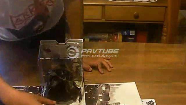 Batman Arkham City Collectors Edition unboxing смотреть онлайн