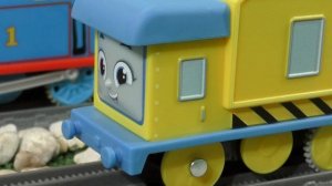 Fun All Engines Go Toy Train Story - Carly Saves The Day